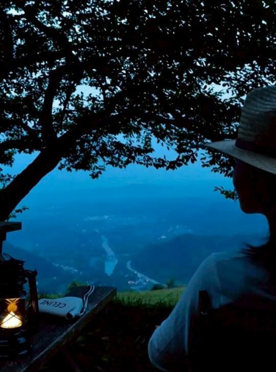 是真嘞见不得太阳不朽情缘成都人(图1)