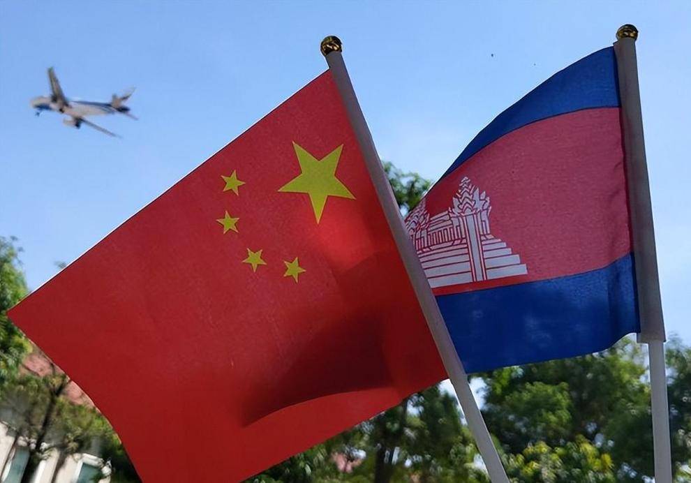 0万援助送到王毅当面对柬提出两个要求不朽情缘MG泰柬停火第二天中方200(图10)